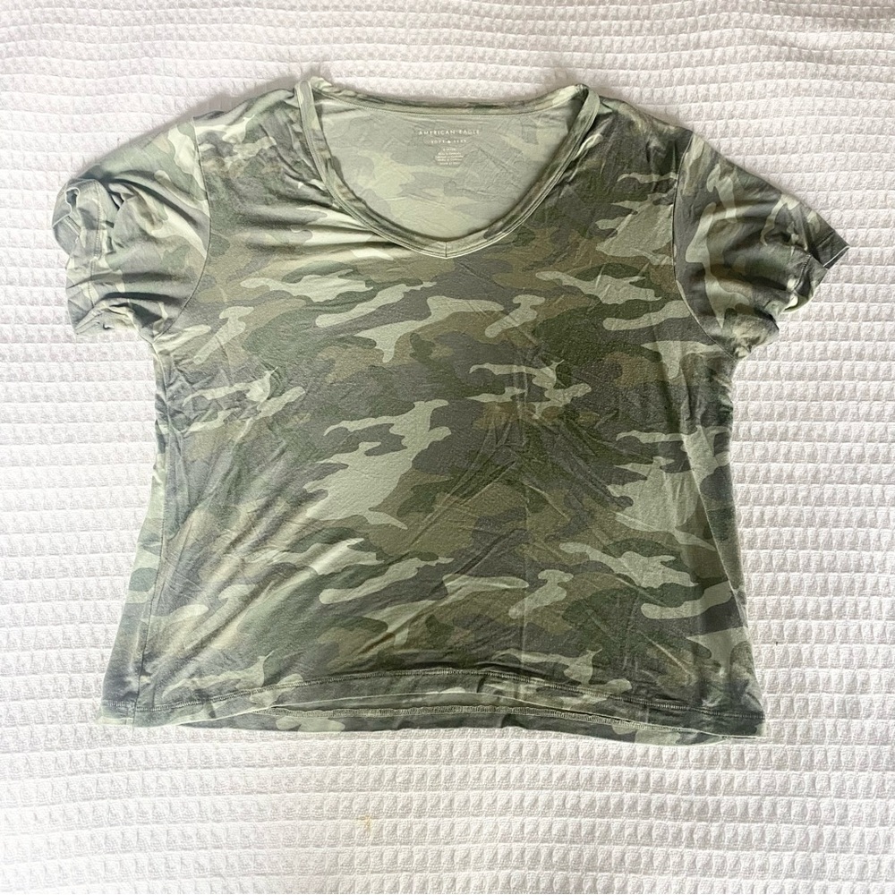 American Eagle Outfitters Green Camo V-Neck Tee